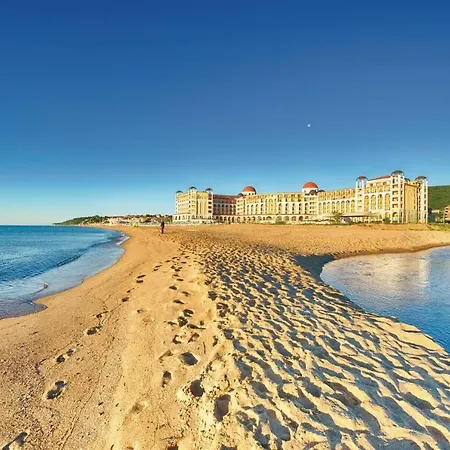 Casa Del Mar Apartment *